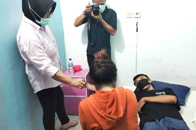 Spa plus-plus di Mataram digerebek polisi, pasangan telanjang diamankan