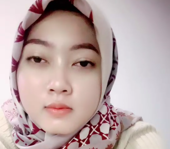 Nella Host Hijaber Yang Lagi Viral
