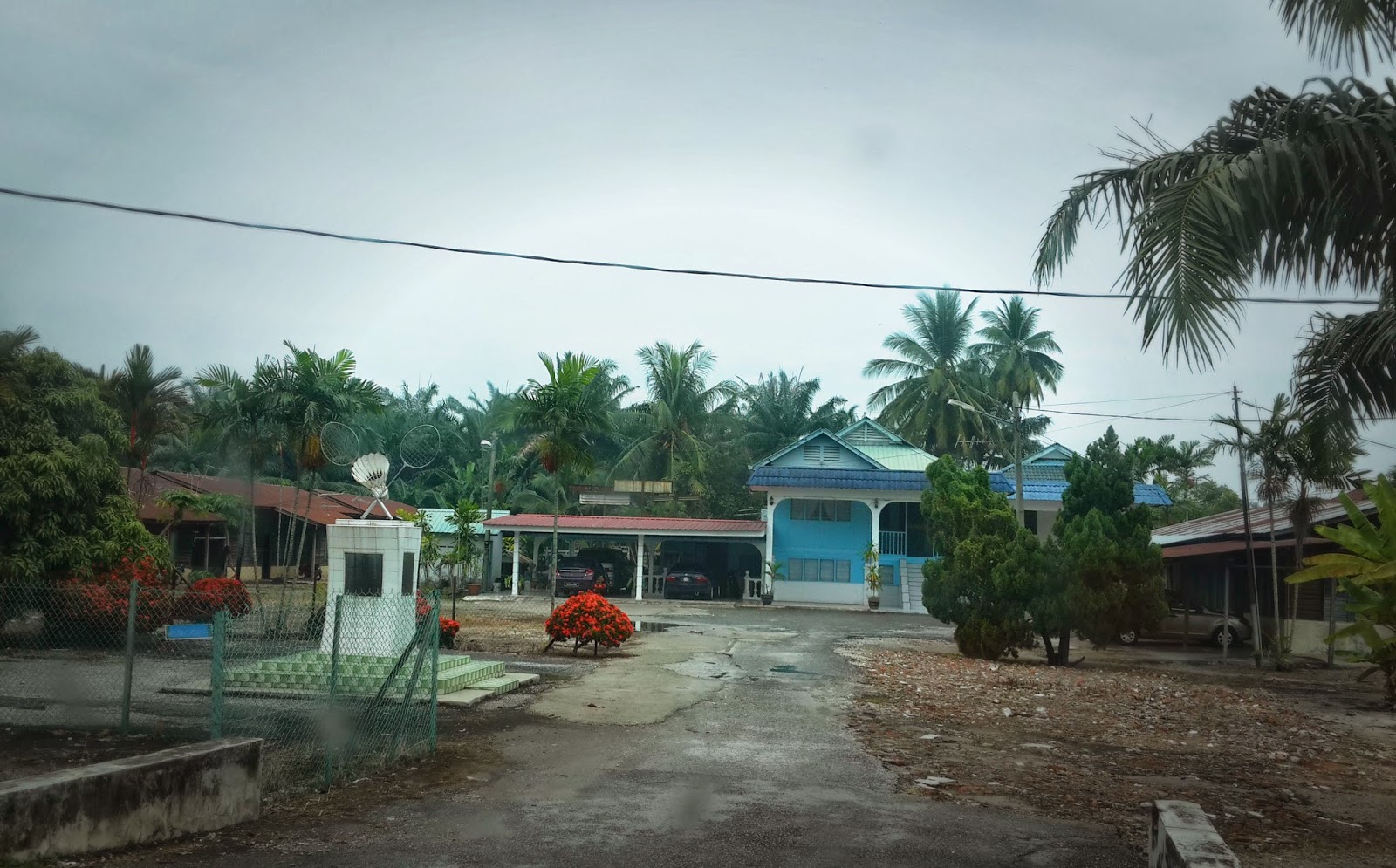 OUR WONDERFUL SIMPLE LIFE Rumah Keluarga Sidek Badminton