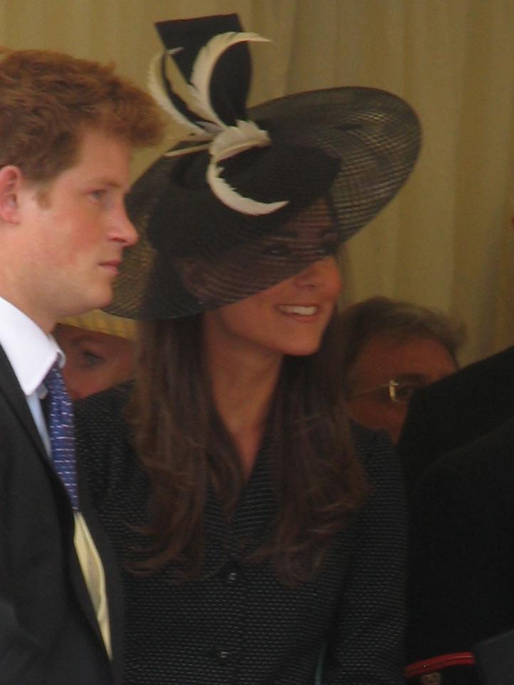 kate middleton wiki. kate middleton red dress kate