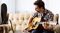 5 cách tự học đàn Guitar tại nhà nhanh tiến bộ nhất
