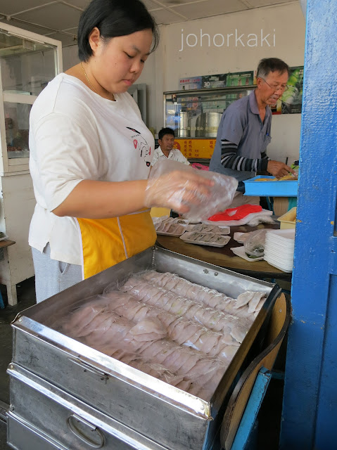 Famous-Kueh-Stall-Senai-Johor