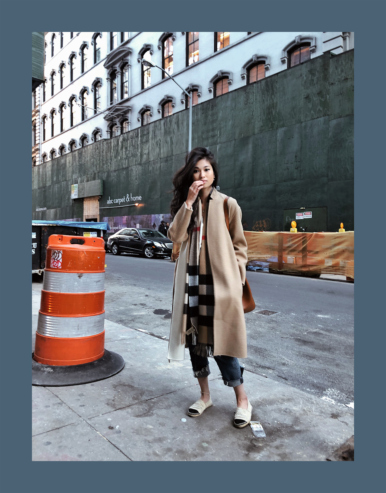 Burberry Scarf, New York City Style / FOREVERVANNY.com