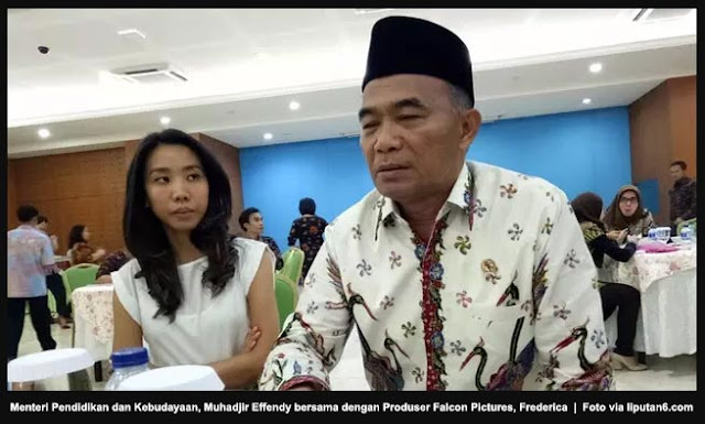 Wacana penghapusan pendidikan agama oleh Menteri Pendidikan dan Kebudayaan di sekolah kadung menuai pro dan kontra. Pernyataan Mendikbud Muhadjir Effendy dalam rapat kerja Komisi X DPR RI 14 seperti dikutip dari jpnn.com 14 Juni 2017 lalu membuat banyak pihak terperangah. Menurut Menteri Muhadjir, pendidikan agama di masing-masing sekolah bisa dilakukan dengan mengajak siswa di masjid, pura, dan gereja. 