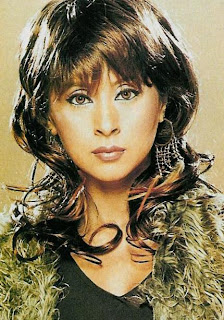 Urmila Matondkar Hairstyle Photo Gallery