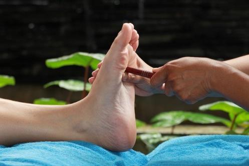 Dạy nghề spa ở tphcm - liệu pháp massage bàn chân ở đâu