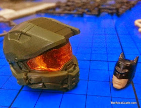 SpruKits size difference level 1 and 3 Batman Halo 