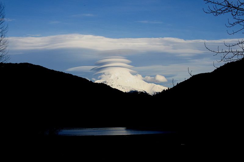 A multiple lenticular cloud over Mount Jefferson in Oregon 