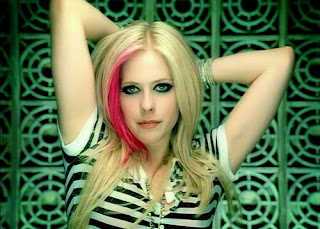 Avril Lavigne Hot