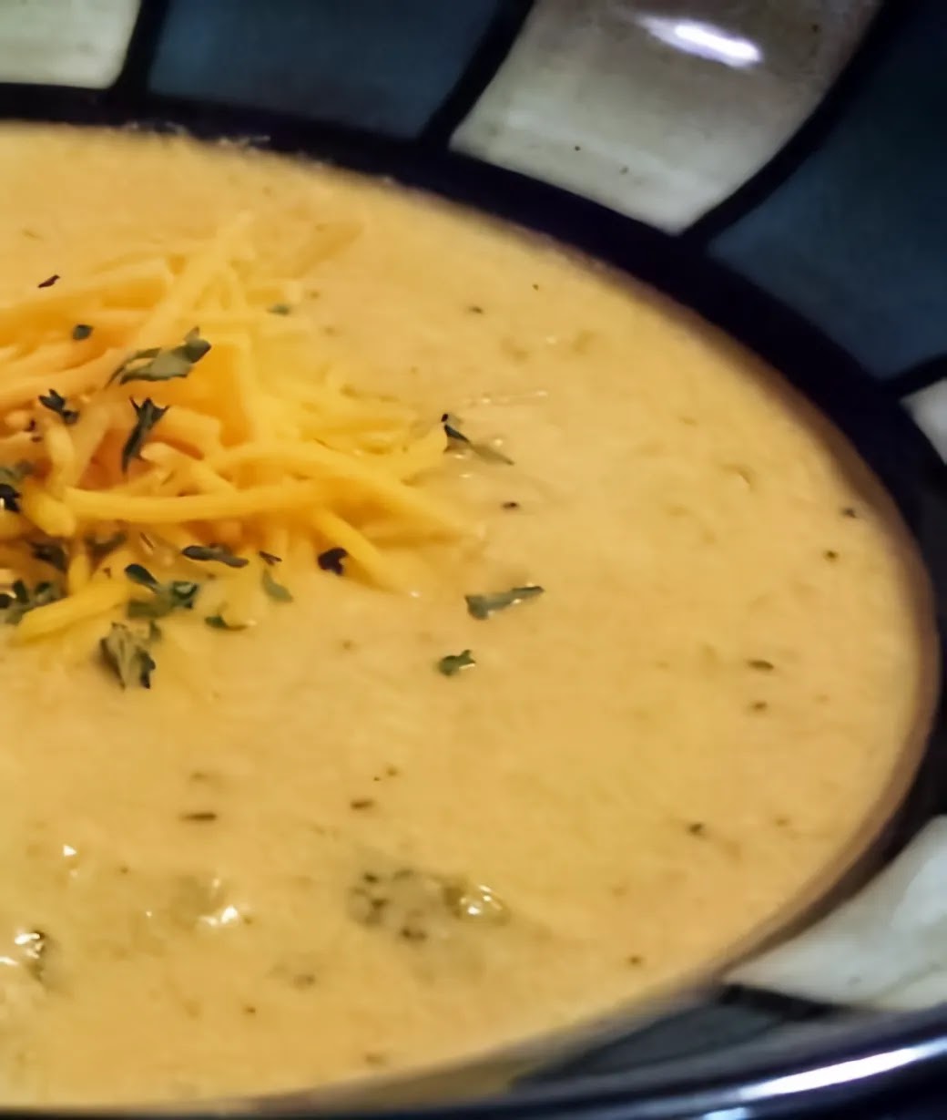 make broccoli cheddar cheese soup in a crockpot