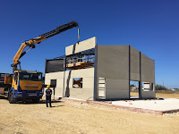 MONTAJE PLACA ALVEOLAR FACHADA DE LA NAVE EN CHICLANA