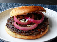 Black & Blue Steak Burger – Wait Until the Guys Hear About This! 