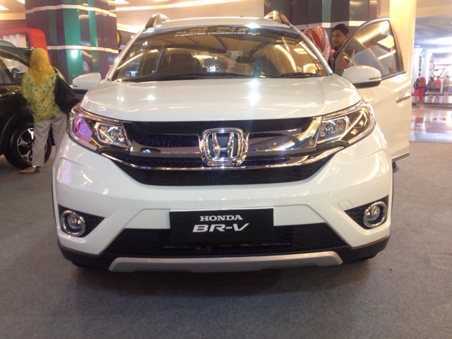 MOBIL HONDA REMAJA JAYA Harga Honda BRV Makassar MOBIL HONDA REMAJA JAYA Harga Honda BRV Makassar