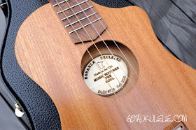 Bonaza Homestead baritone ukulele cutaway