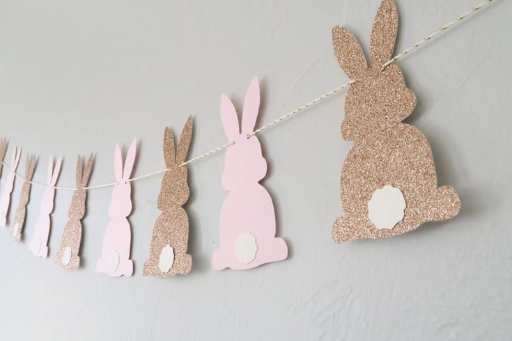 Easter/spring decoration ideas for wall