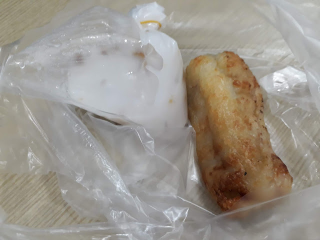 A fried sticky rice snack to be dipped in sweet coconut milk