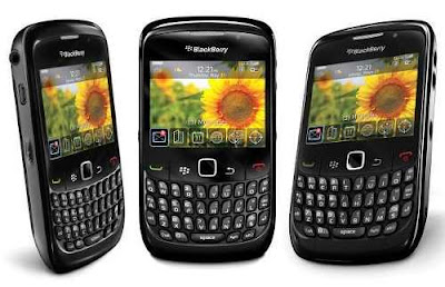 blackberry gemini 8520