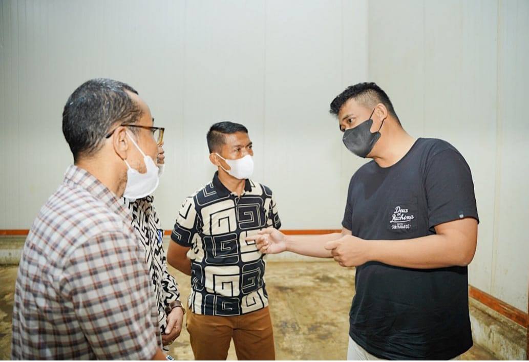 Jaga Kestabilan Harga Pangan, Dirut PUD Pasar Dampingi Wali Kota Cek Gudang di Amplas