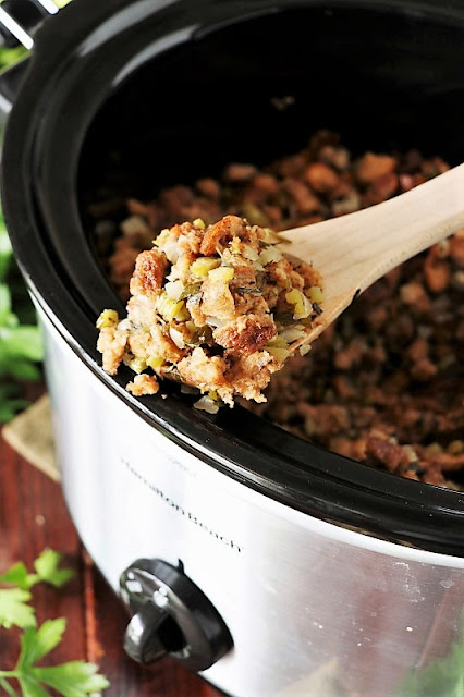  it frees upward that oven infinite for all those other tasty vacation side dishes nosotros dear Slow Cooker Stuffing {or Dressing ... or whatever y'all telephone telephone it!}