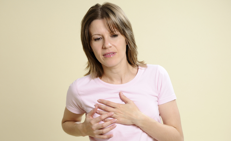 8 Heart Attack Symptoms in Women