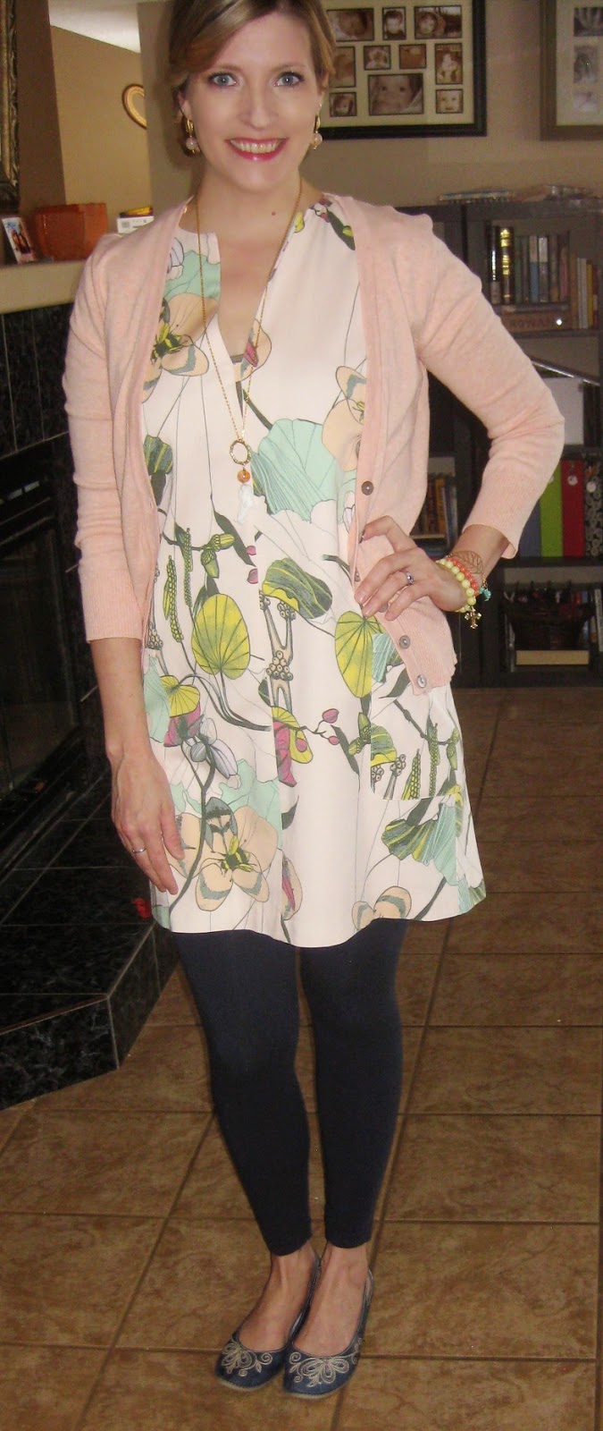 http://vvboutiquestyle.blogspot.ca/2014/04/looking-lucky-fashion-challenge-local.html