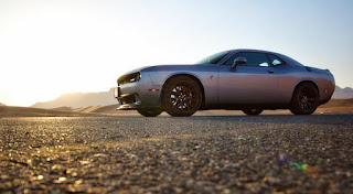 5 Reasons Choose a Dodge Challenger Hellcat SRT