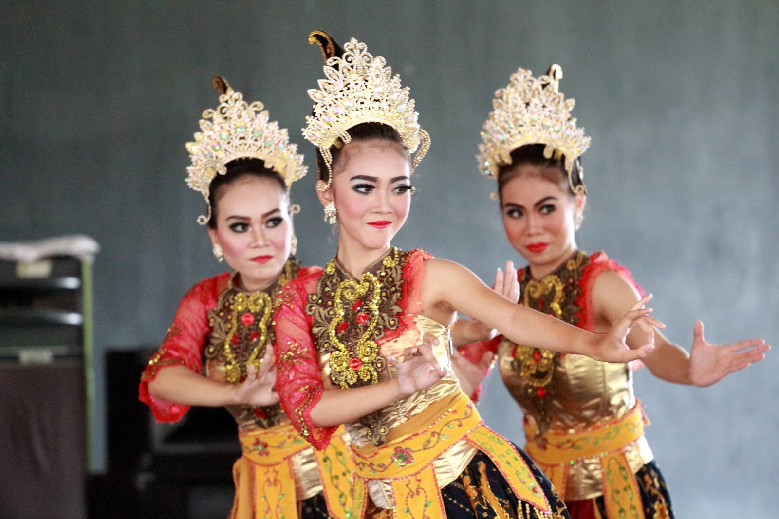 Bli Tudik Tari Tradisional Kreasi