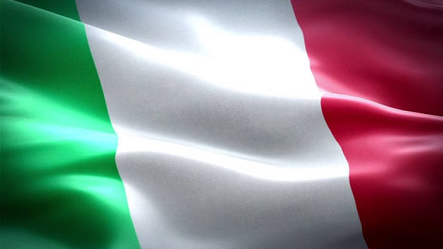 علم ايطاليا 