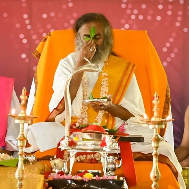 Ultimately, I made my choice and it worked out extremely perfectly. It was all done with so much grace. I received such clarity of mind after meeting Guruji. It was all that I needed and he knew it.
