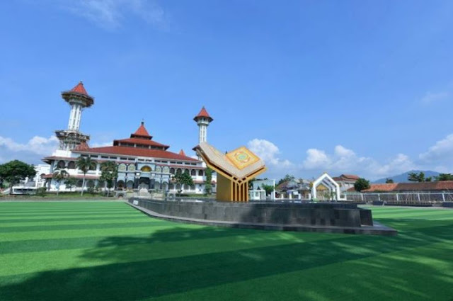 7 Tempat Wisata Di Cianjur Yang lagi Ngehits & Jadi Primadona Saat Ini...