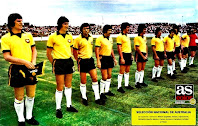 SELECCIÓN DE AUSTRALIA - Temporada 1973-74 - Wilson, Alston, Utjesenovic, Richards, Baerts, Warren, Curran, Ronney, Campbell, Schäfer y Fraser