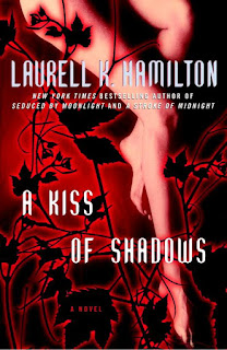 Besos Oscuros (Saga Merry Gentry) #1 Laurell K. Hamilton