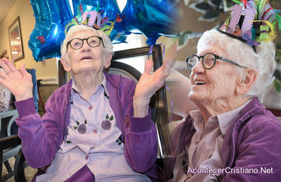 Anciana de 111 años celebra cumpleaños