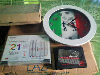Hadiah dari Baidu Uec Jam modem Tv hp dompet
