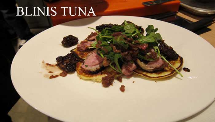 blinis topping salad tuna