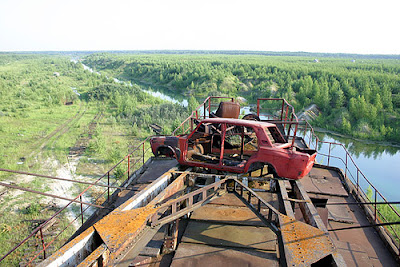 Excavadoras gigantes abandonadas Giant bulldozers abandoned URSS