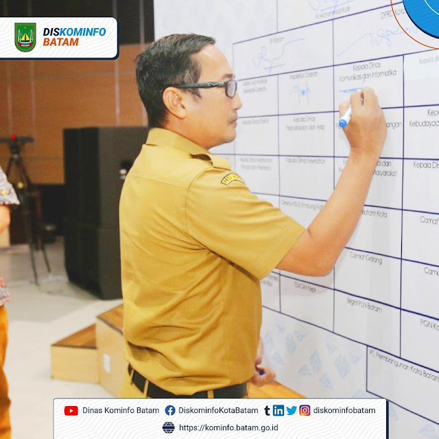 Penutupan Bimtek dan Penandatanganan Komitmen Bersama Menuju Smart City Kota Batam Tahun 2022