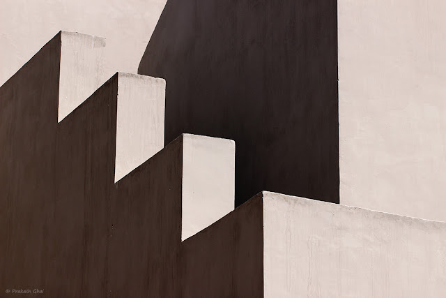 Minimal Architecture Photograph using Light, Shadow, Lines and Architecture as Core Elements.