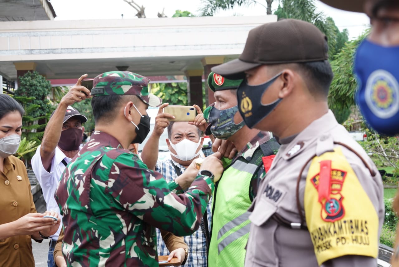 Dandim 0204 Deliserdang Memimpin Apel Pasukan Tegakkan Disiplin Covid-19 Menyambut Nataru 2021