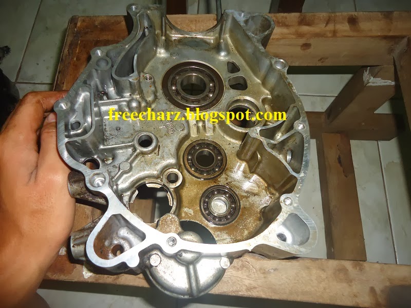 Mengganti Connecting Rod/Stang Seker Yamaha Jupiter 