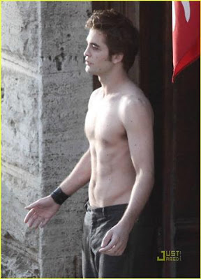 Robert Pattinson Intoxication: Robert Pattinson Shirtless Is ...