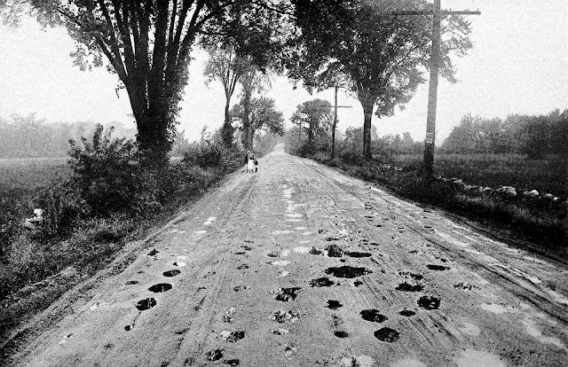 1919 country road photograph