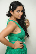 Ishika singh new hot photos-thumbnail-2