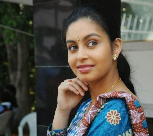 Abhinaya Wallpapers Free Download