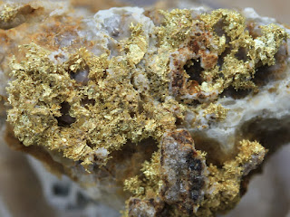 MINERAL WEALTH OF INDIA GOLD-QUARTZ