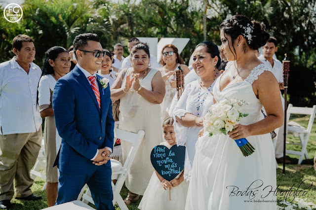 boda en playa, beach wedding, Oaxaca, México, Bodas Huatulco, Wedding Planner