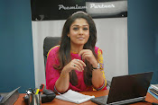 Nayanthara latest glam pics-thumbnail-10