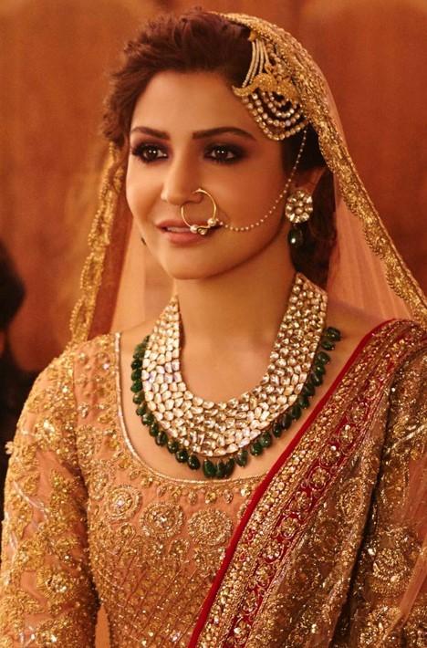 Anushka Sharma's Wedding Look Continues To Inspire Brides And How! –  ShaadiWish