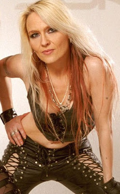  Doro Pesch , despite living in the US and losing visibility in the English-spoken media, Doro remained very popular in Germany. 
