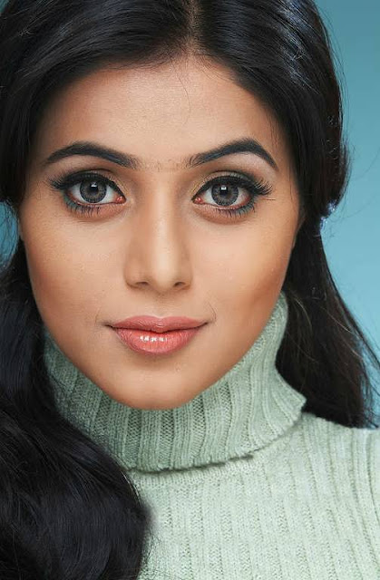 Poorna Latest Photoshoot pics,telugu actress Poorna stills,cinebrain